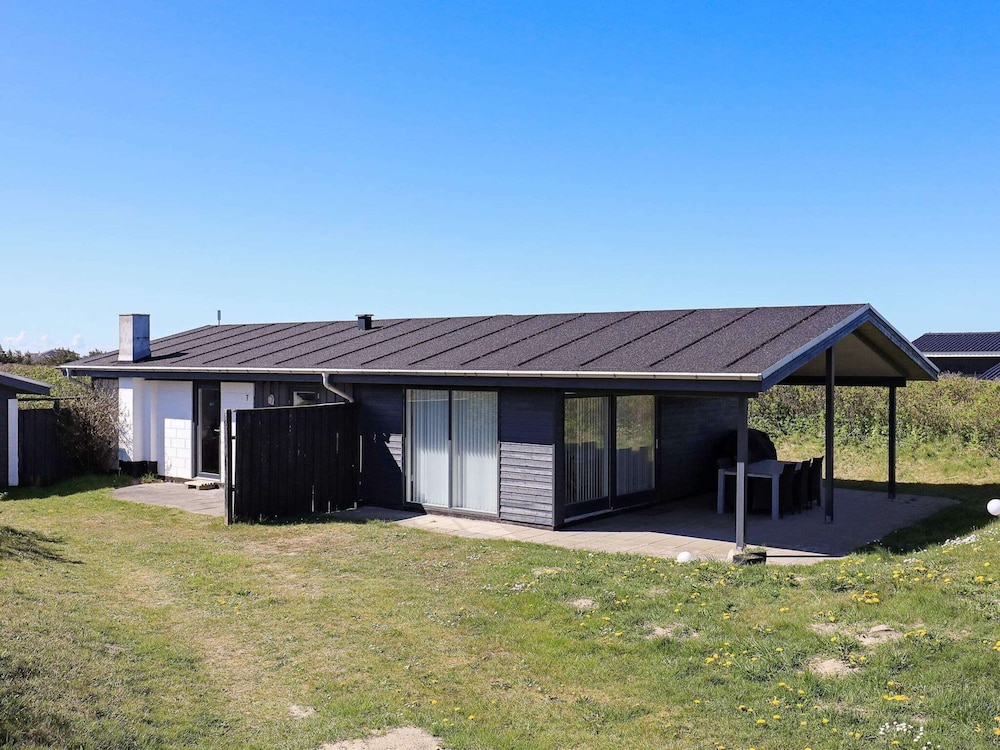 6 Person Holiday Home in Lokken-by Traum