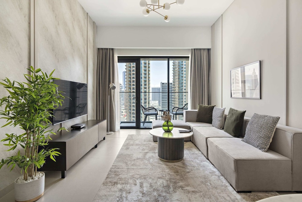Silkhaus Elegant Downtown Premium Tower w Pool