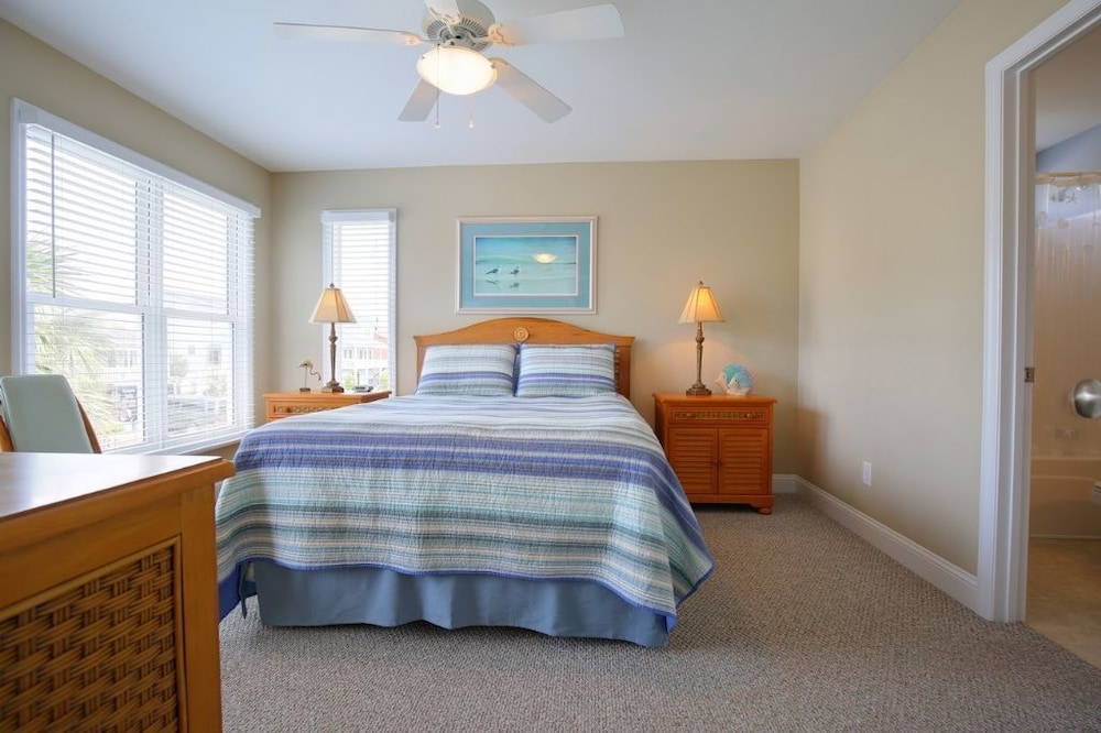 Daydreamin' - 4 Br Home