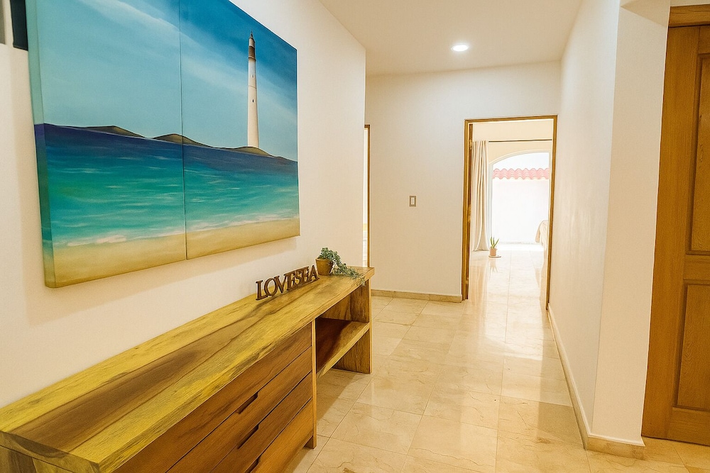 Family Villa Private Pool 3 Min Walk To The Beach