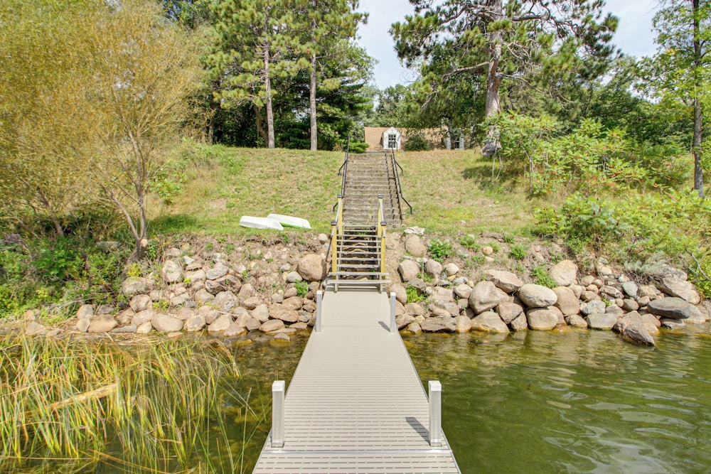 Hike, Boat, Hunt & Fish: Lake Alec Home w/ Dock!