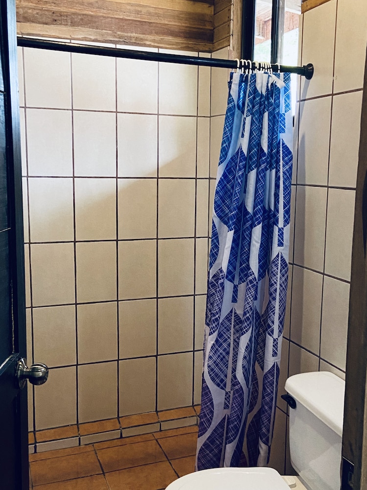 Lizard King Hotel & Suites