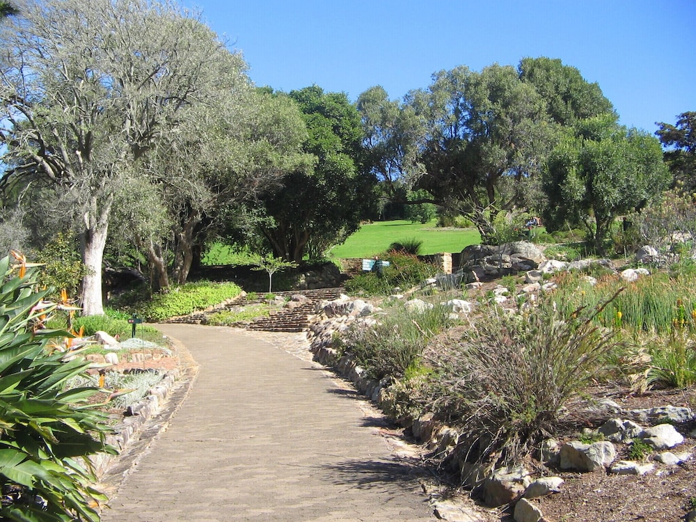 Constantia Cottages