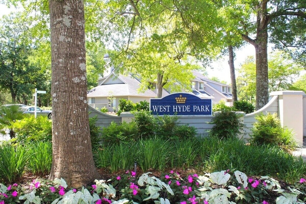 West Hyde Park 2e 2 Bedroom Condo
