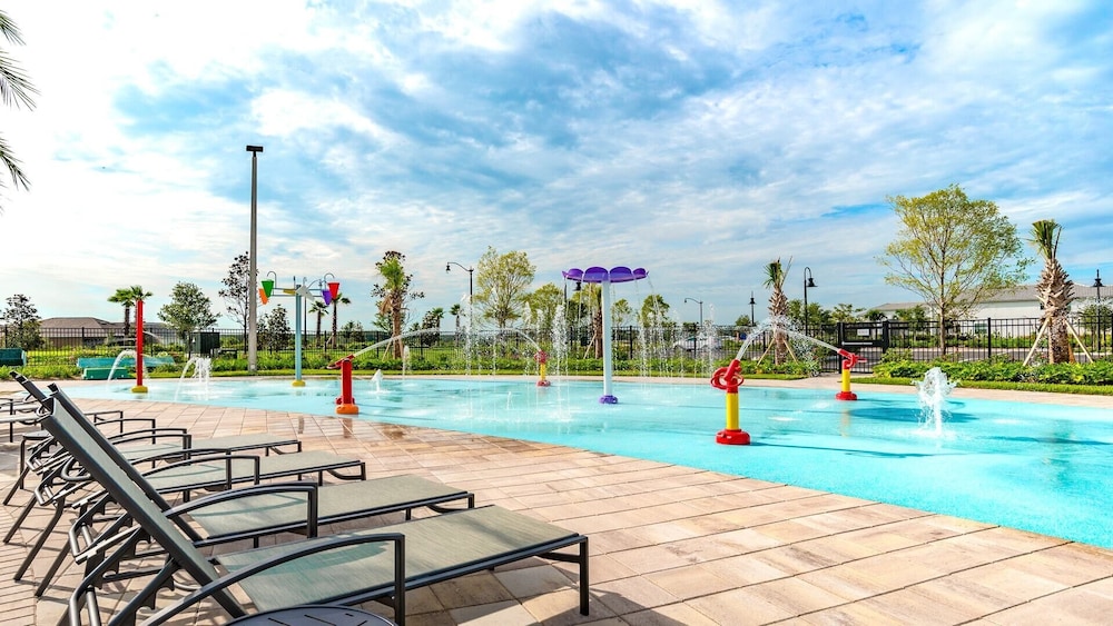 Rent a Luxury Townhome on Storey Lake Resort, Minutes From Disney, Orlando Townhome 3321 - Image 3