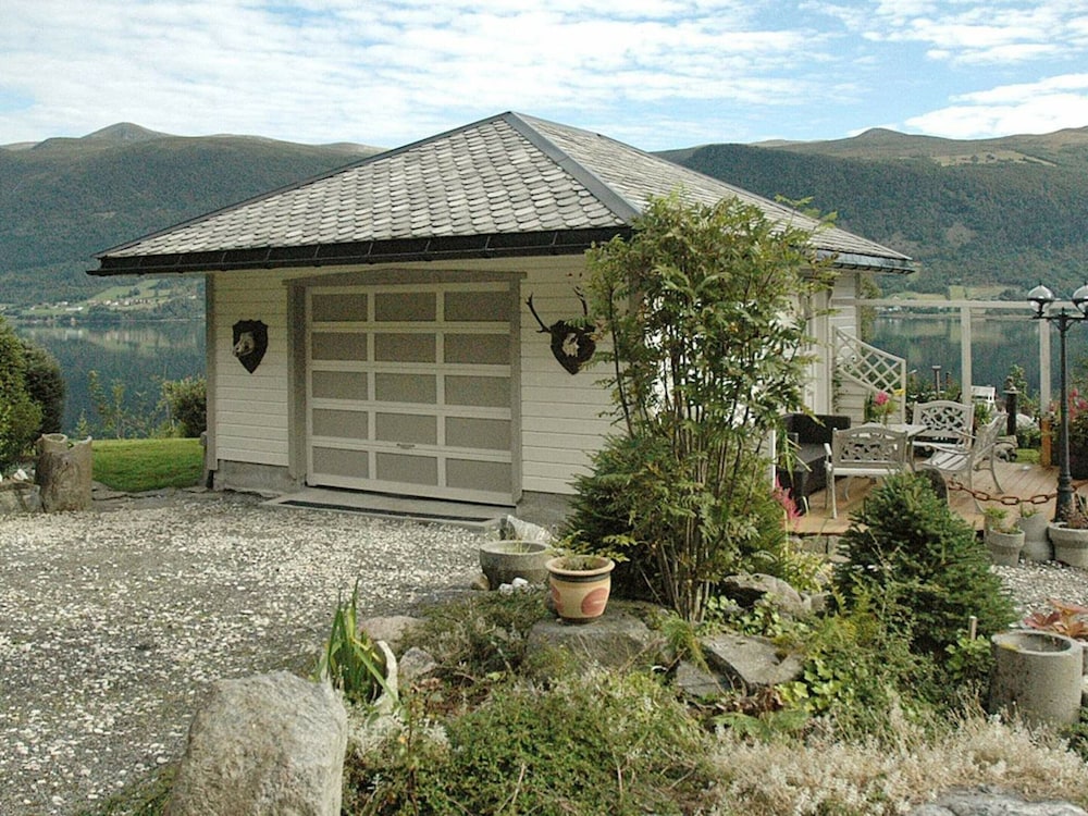 Photo 15