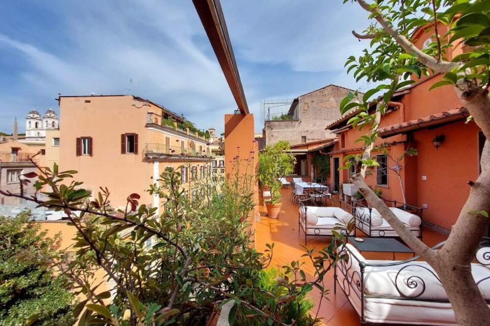 New La Colombaia a Perfect Spacious Rome Penthouse Just Steps From the Spanish Steps