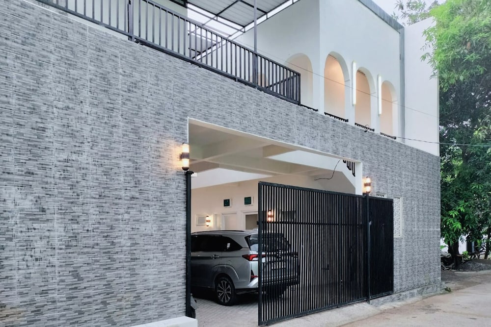 TwoSpaces at Arfina Residence Syariah