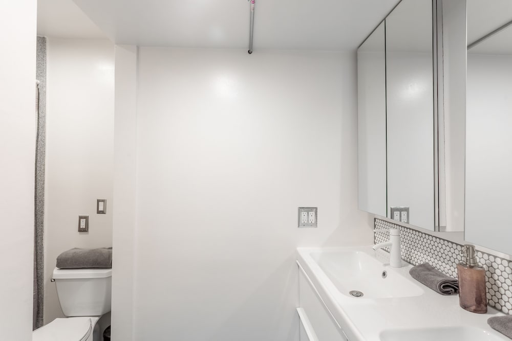 House of Trestles - Hostel