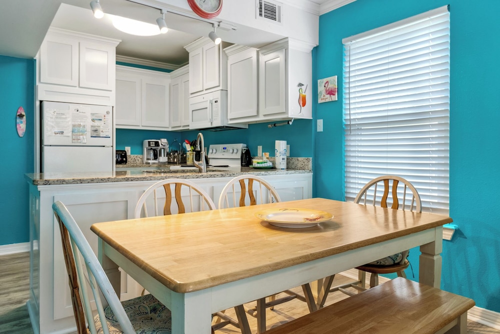 Beach Bum by Southern Vacation Rentals