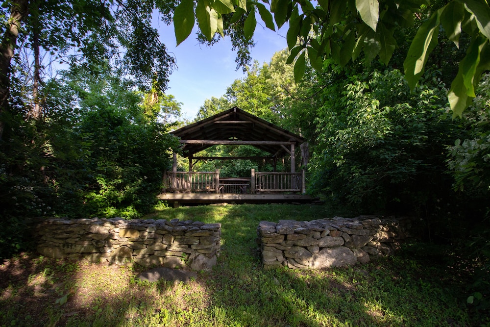 Saint Huberts Lodge