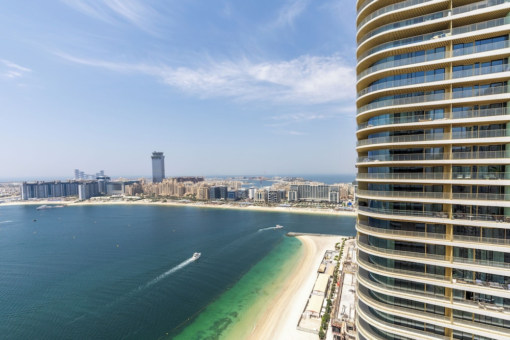 Maison Privee - Waterfront Living w/ Unparalleled Sea and Palm Vws