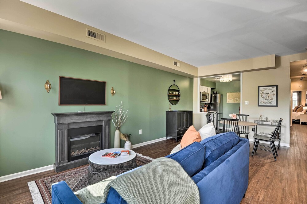 Classic Fells Point Condo on Broadway Square!, photo 22
