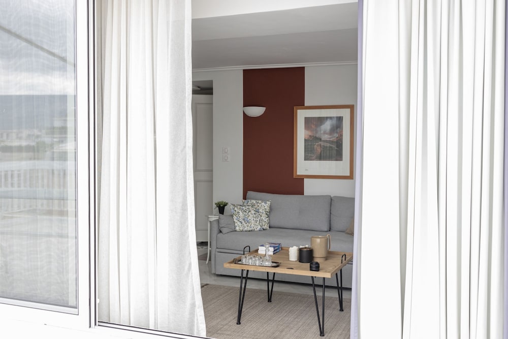 Massive 2-apartment Combo Unbeatable Acropolis Views Sleeps 9