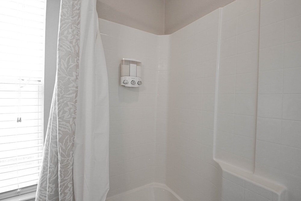 Game Day Getaway Near Texas A&m 4 Bedroom Home