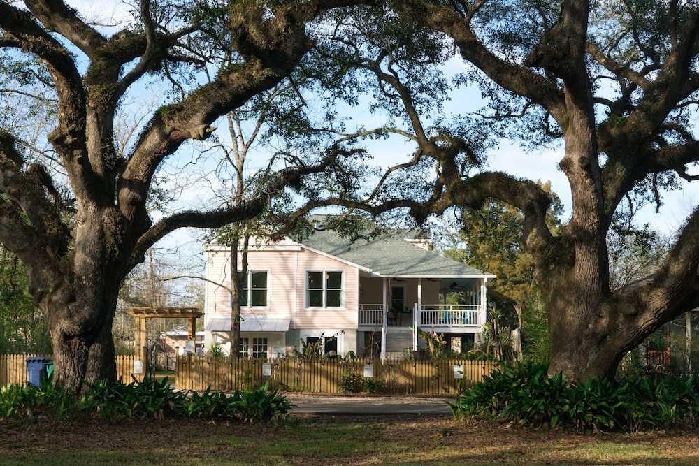 Abita Springs Hotel
