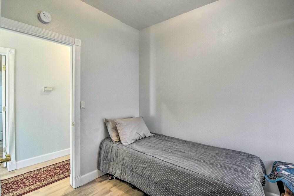 Rejuvenating Retreat w/ Ideal Eloy Location!