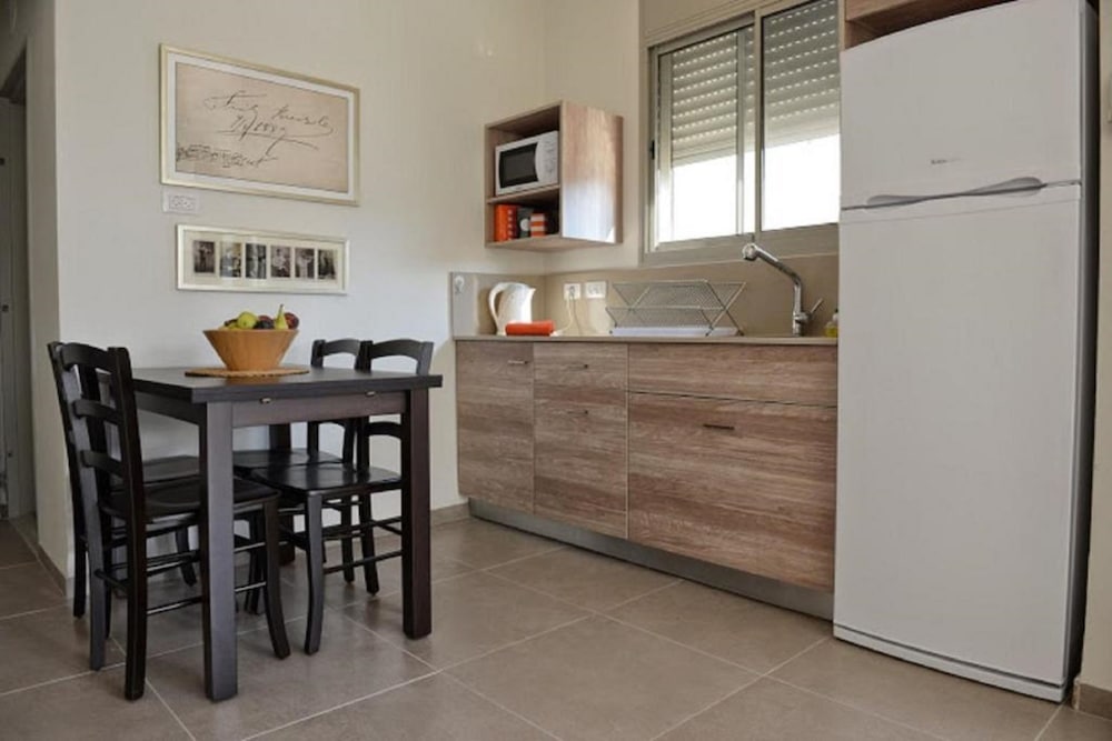 Keshet Eilon Villas and Suites