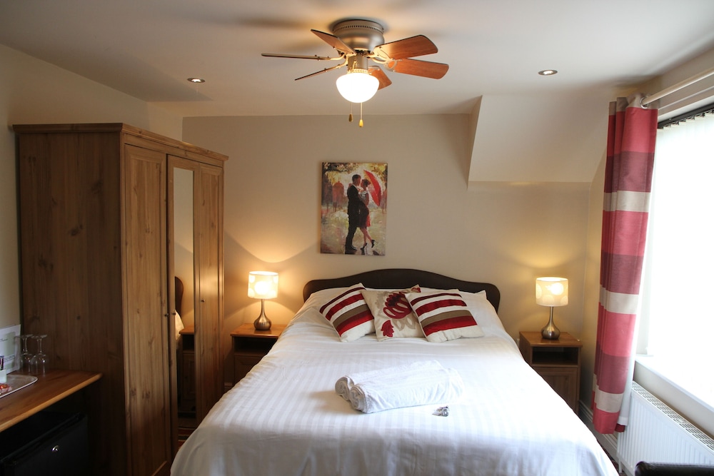 Castle Green Bed and Breakfast