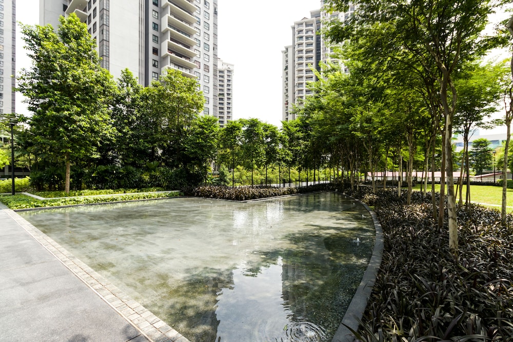 The Hub Signature Suites at SS2 photo 6