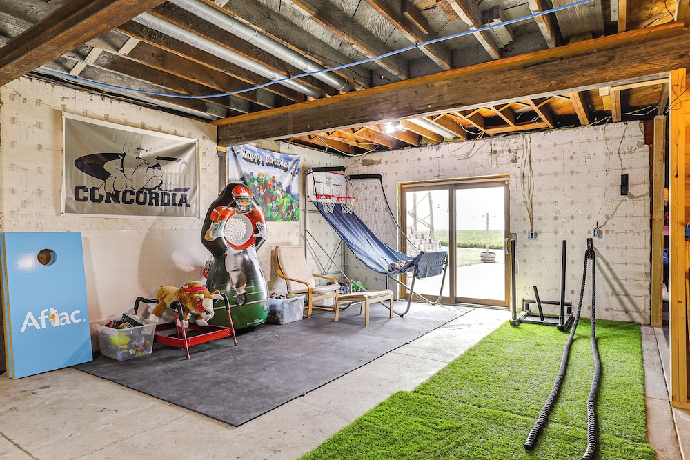 Family-friendly Seward Home w/ Sauna  Pool! - Property Image 5