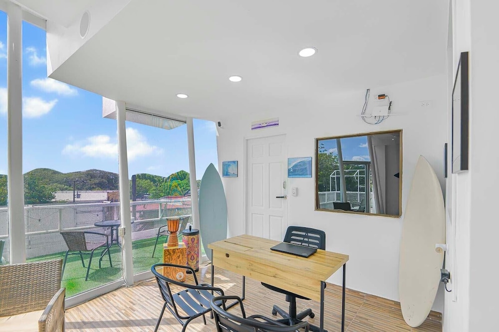 Surfo House