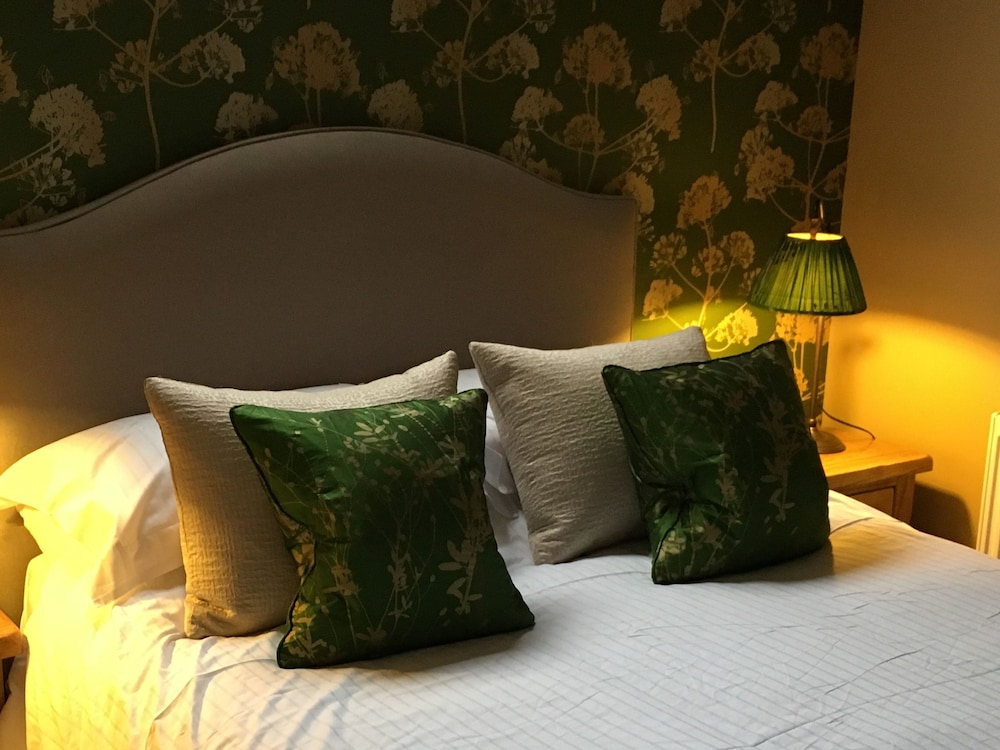 Yelverton Vacations - The Who'd Have Thought It Inn - Property Image 2