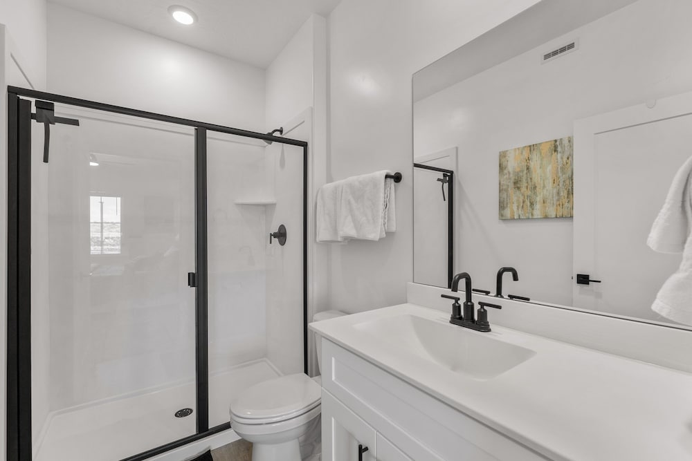 Popular Poolside Retreat 4 Bedroom Townhouse