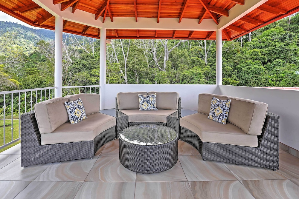Stunning Casa de la Roca House w/ Infinity Pool!