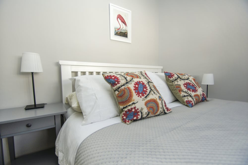 Arundel Mews Parking by Brighton Holiday Lets view 3
