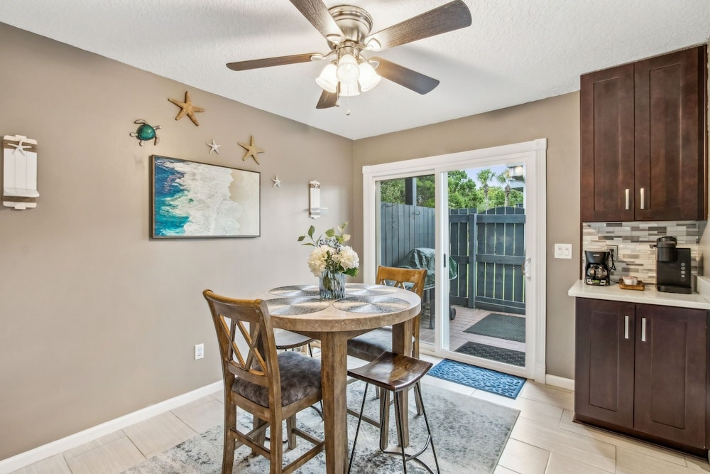 Fernandina Shores 6355 2 Bedroom Condo