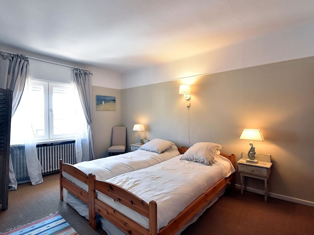 Gianina Apartment for Five Person in De Haan
