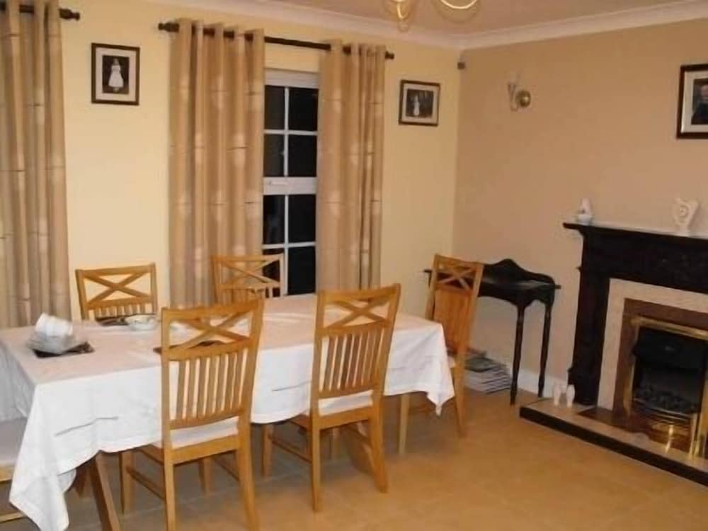 Letterkenny Vacations - Bridgeburn House - Property Image 7