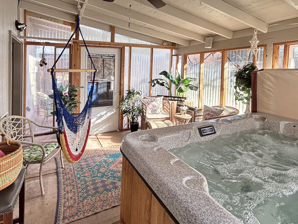Roaring Fork Retreat 3 Bedroom Home