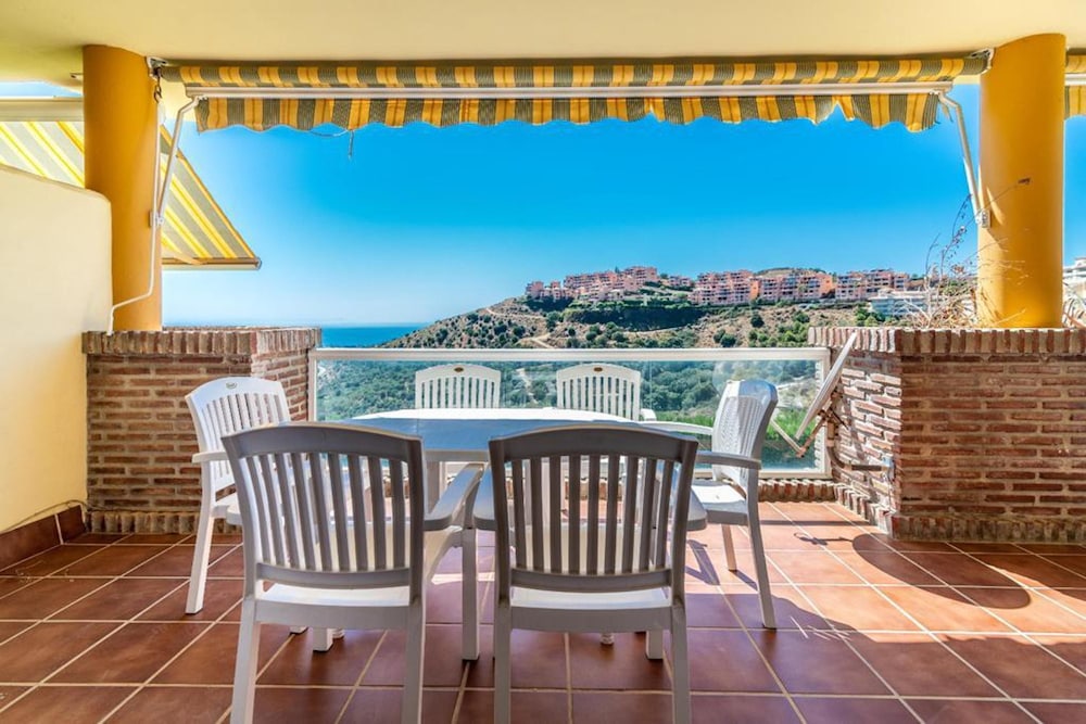 Seaview Sunny Altos De Calahonda Pool