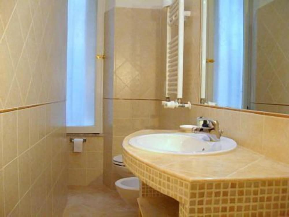 Ottaviano Vatican Luxury