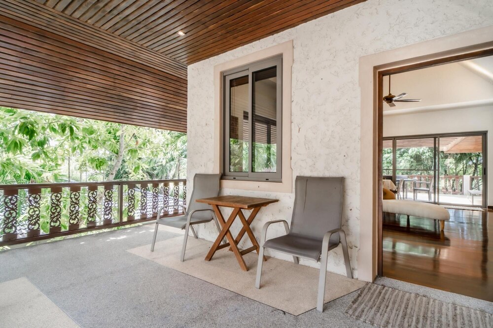 Orchid Pool Villa in Rawai
