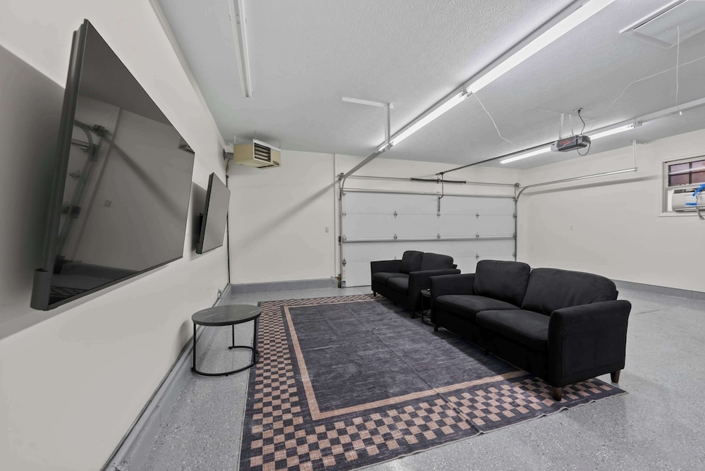 Dublin Blue Haven - Home for 12