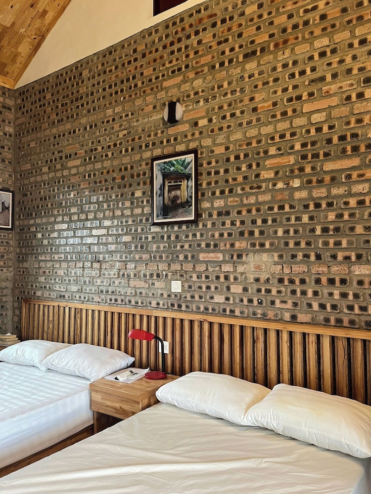 Duong Lam Village