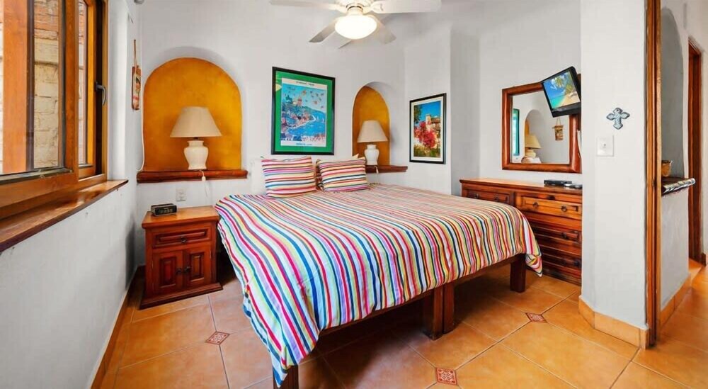Ocean View 1Br Condo-balcony-beach-pool - 306