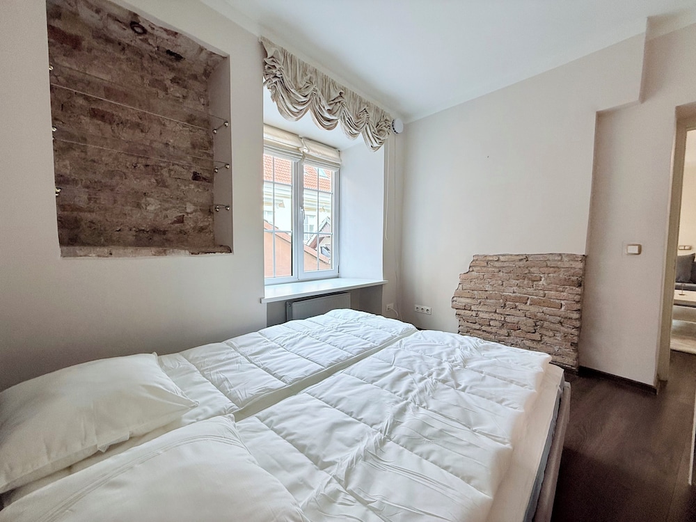 Pilies8 Luxury Vilnius Apartment
