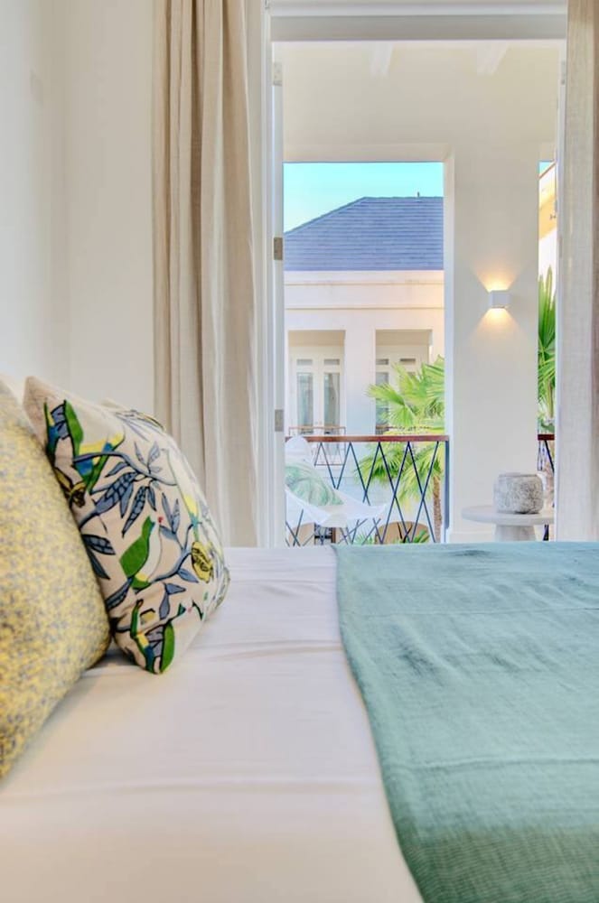 Villa Alta Gracia w Private Pool Designer Decor