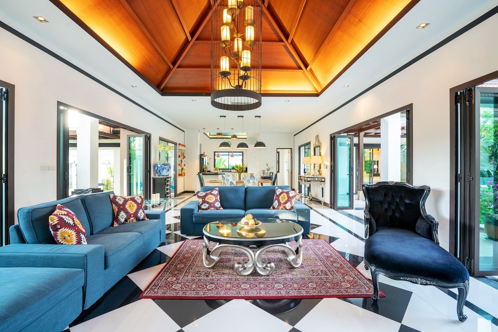 Jewels Villas Phuket