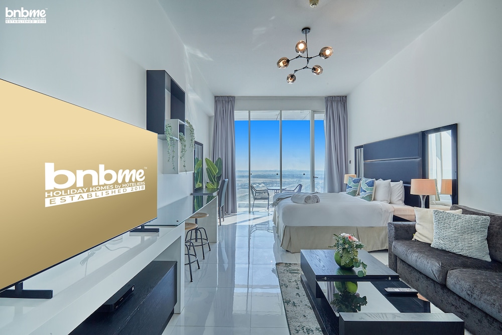 ST-Giovani BTQ-1918 by bnbme homes