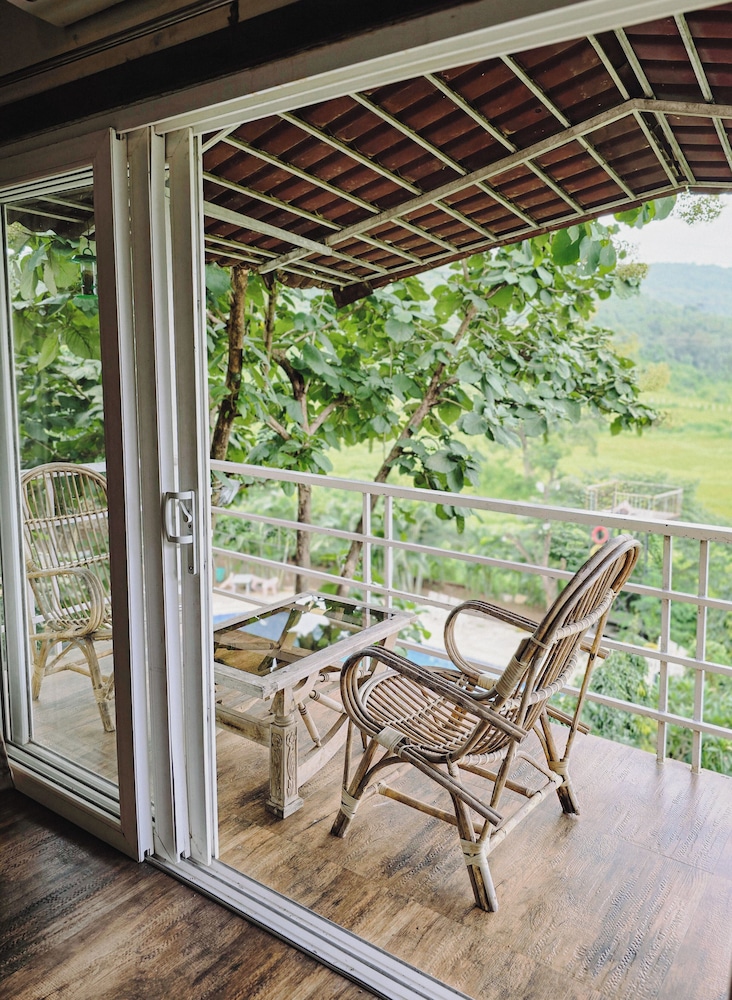 Green View Resort