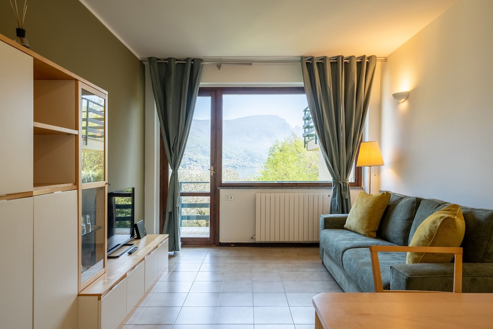Casa Onno con Vista Lago by Wonderful Italy