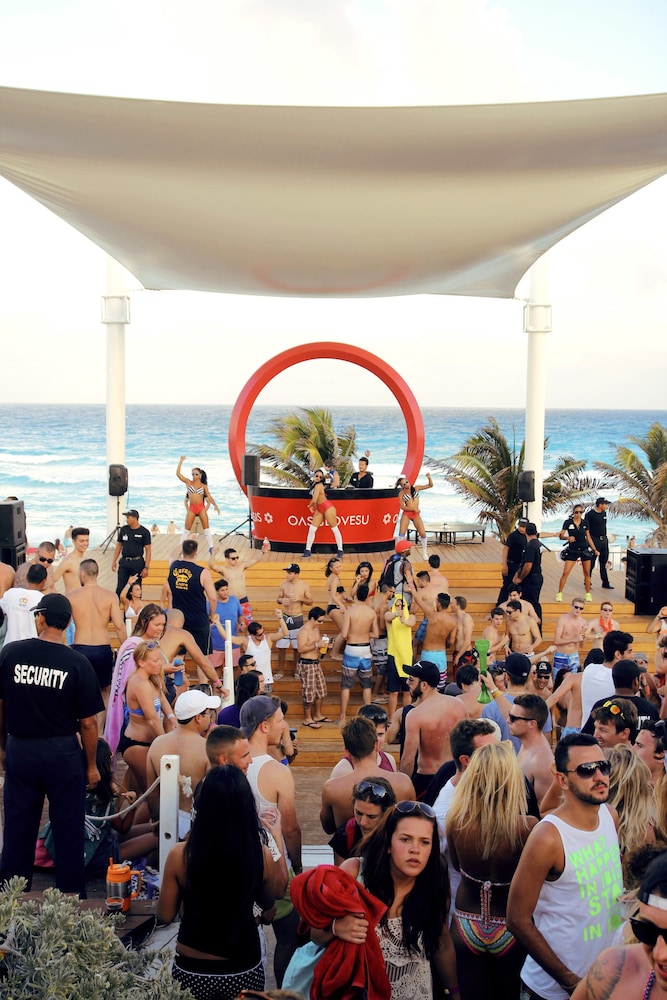 The Grand Oasis Cancun - All Inclusive