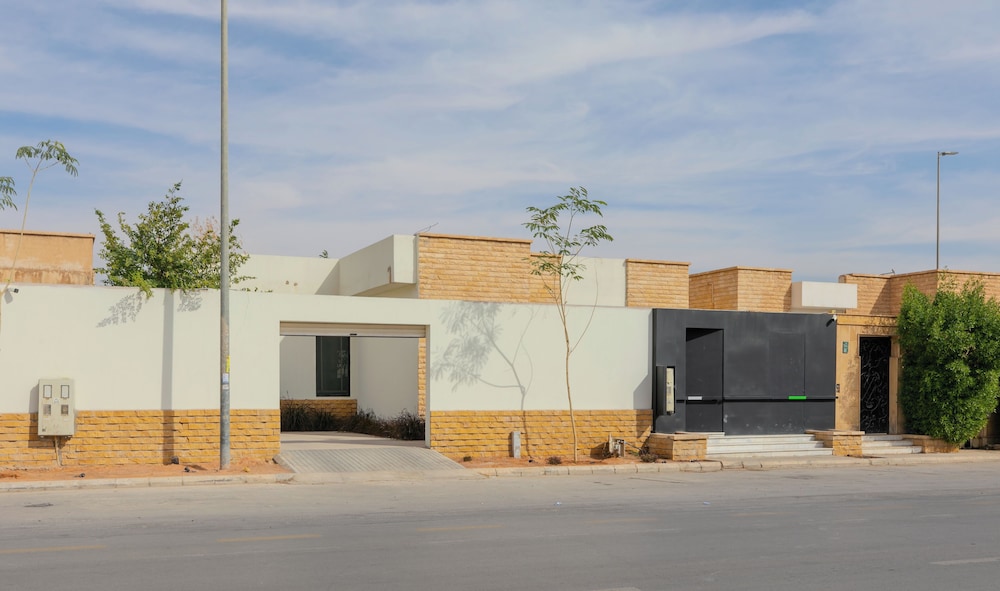 Portal Chalets With Private Pool-AlRawda