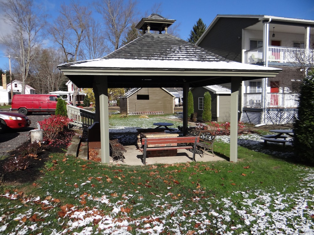 Edelweiss Lodge