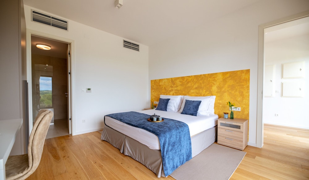 Villa Sanpadeo Nearby Novigrad - Crovillas
